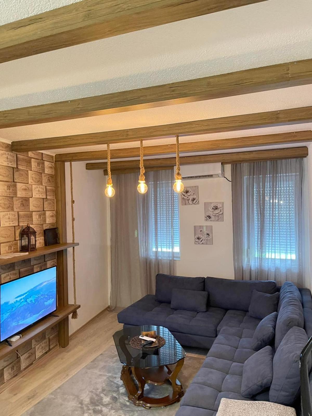 Nessi Apartment Priština Exteriér fotografie
